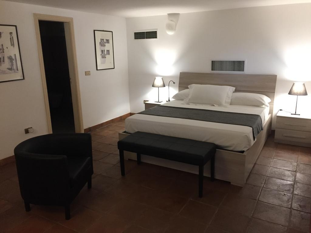 Le Due Pigne (Adults Only) Taranto Exterior foto