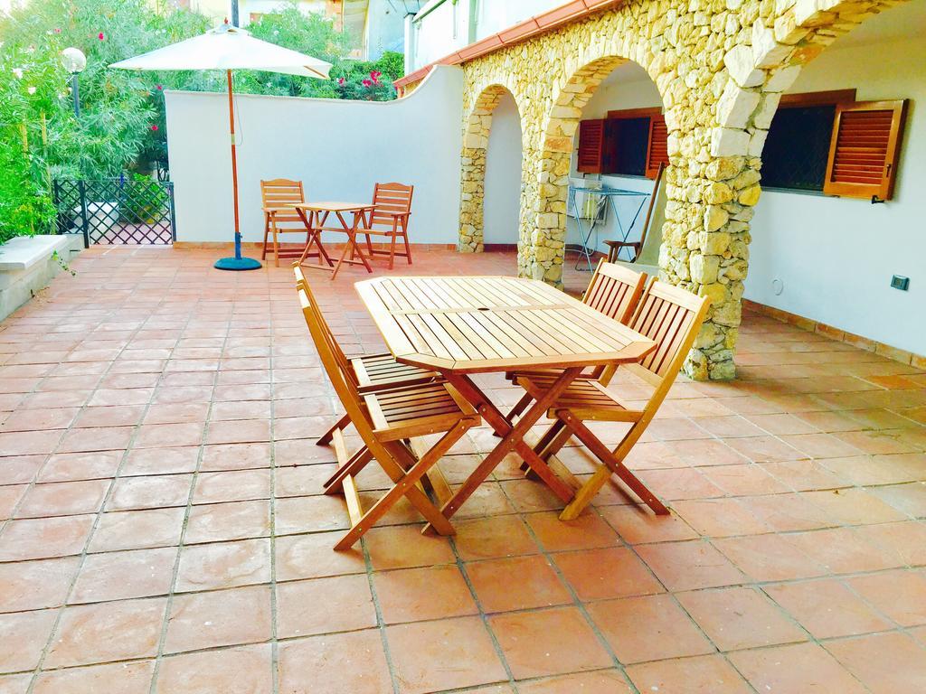 Le Due Pigne (Adults Only) Taranto Exterior foto